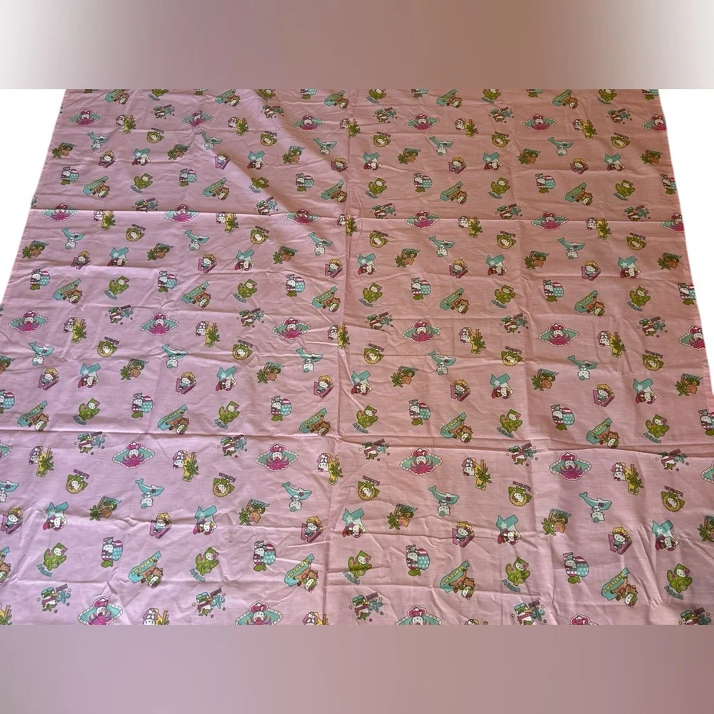Hello Kitty US States flat sheet 94” x 65”
